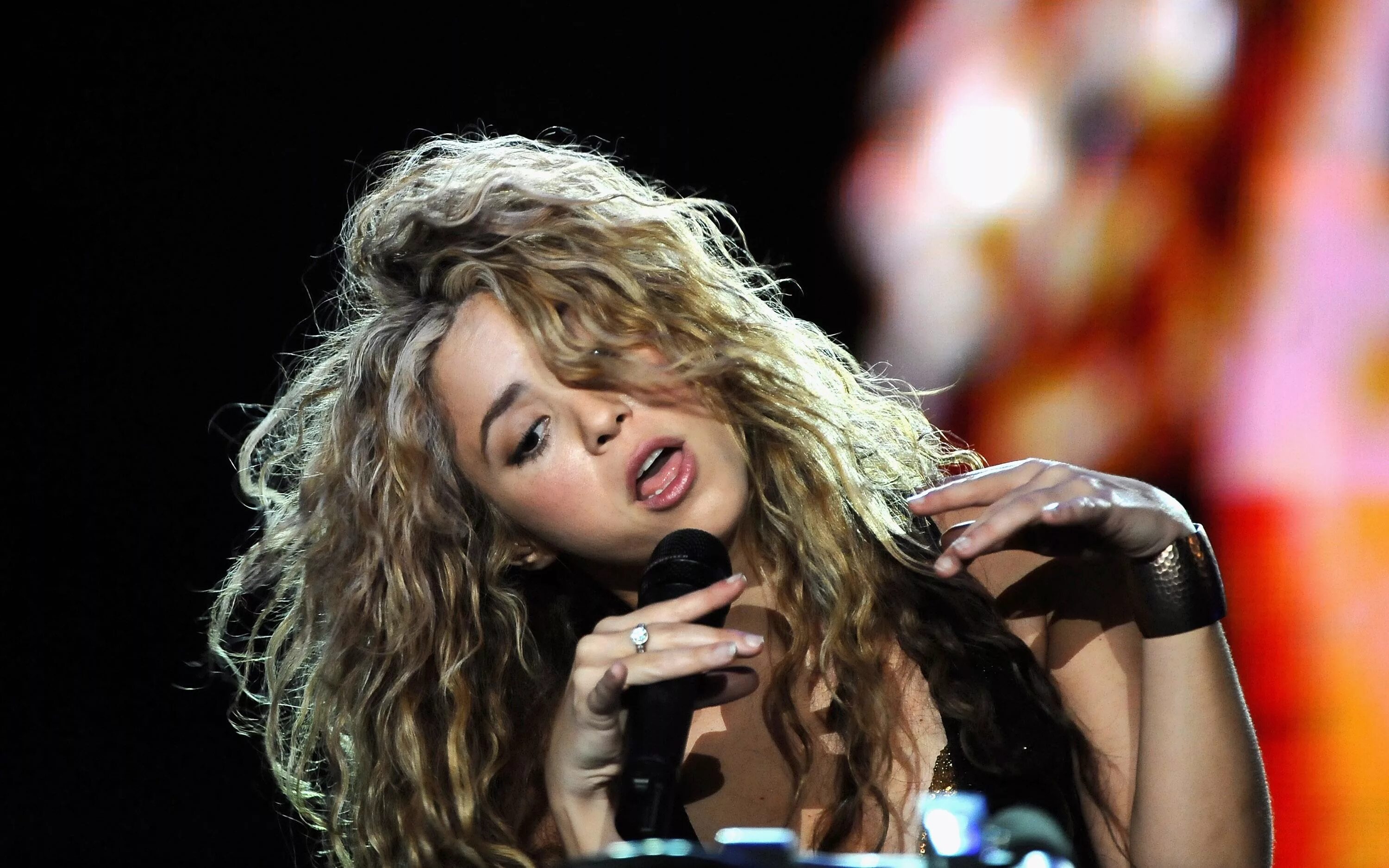 Shakira 2012.