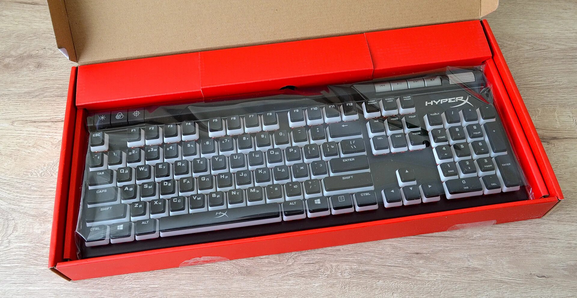 Клавиатура hyperx elite 2. Hyperx alloy elite 2. белая клавиатура hyper x alloy elite 2. клавиатура hyper x alloy elite 2 с белыми клавишами. кейкапы hyperx wasd.