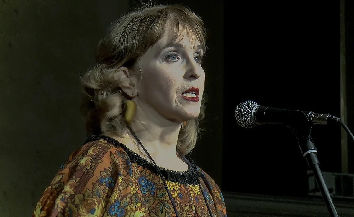 Народный ансамбль россия им зыкиной. Солистки ансамбля. Ансамбль красная звезда рвсн власиха. Ансамбль людмилы зыкиной государственный академический. Группа мираж 2022.