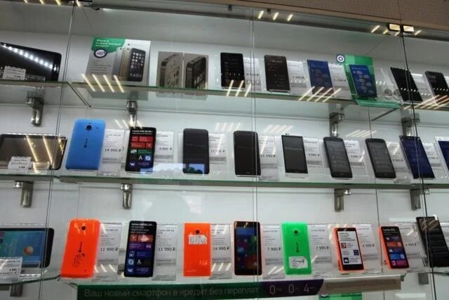 Re:Store, официальный партнер Apple, АТРИУМ, Земляной Вал улица, 33, Москва - 2Г