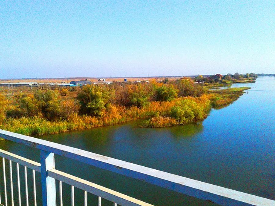 Поволжский фото. Поволжский район Астраханской области. Астрахань село Фунтово. Приволжский район Астраханской. Астрахань Приволжский.