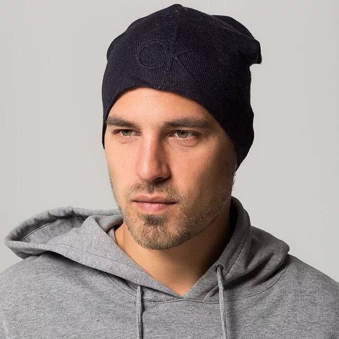 Шапка бини 2022 мужская. Тренды мужских шапок. Шапка-бини мужская зима 2020. Шапка бини 2022 мужская. Шапка бини мужская 2020.