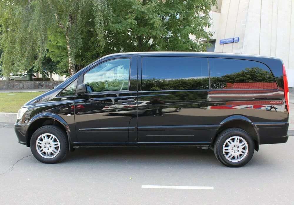 Mercedes Vito 116 CDI. Мерседес Вито 116 CDI Тауэр. Мерседес Вито ФСО. Мерседес Вито 639;Рестайлинг 2013 год. Посуточная аренда минивэна без водителя