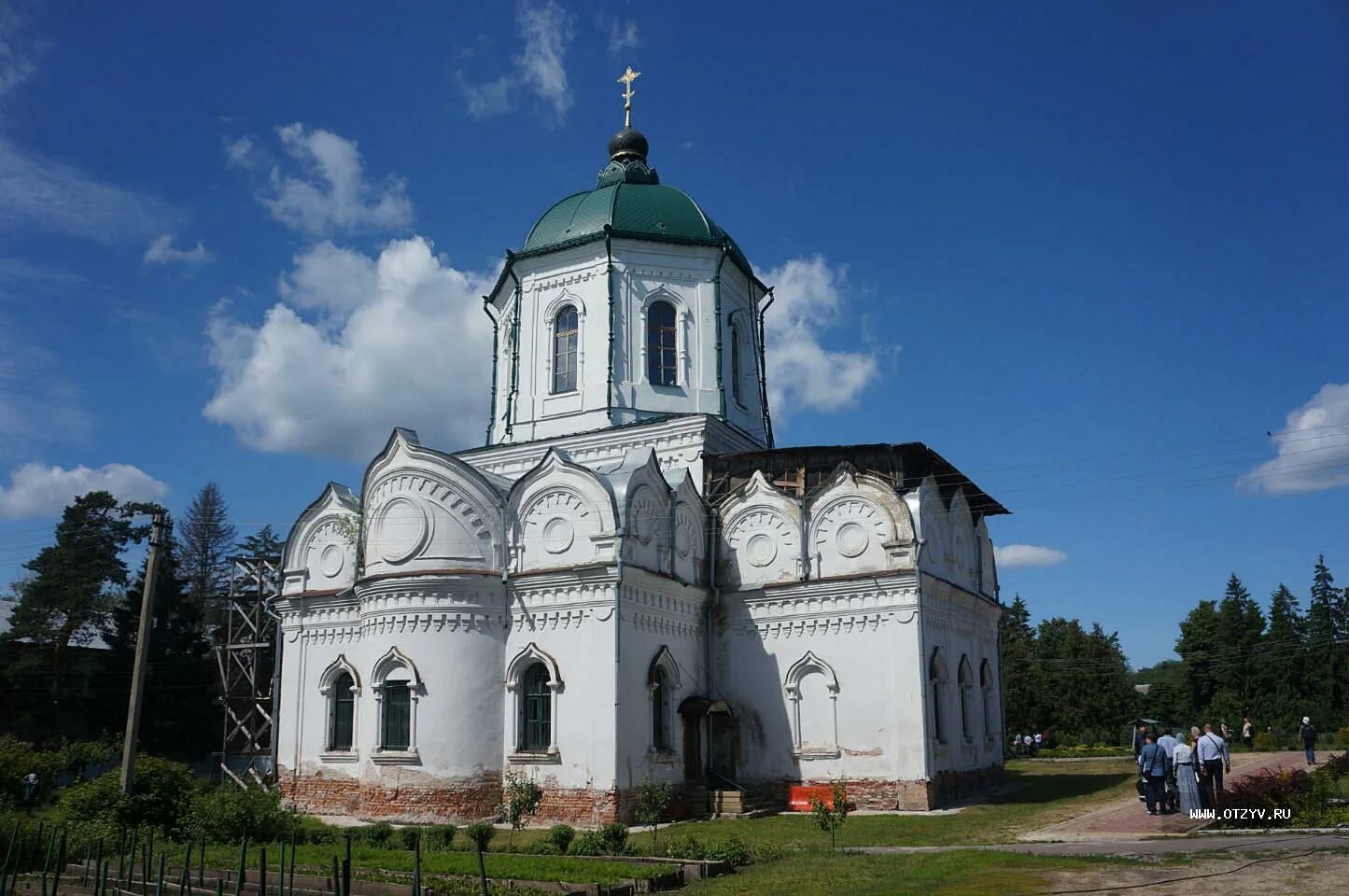 Воронеж графский заповедник церковь. Монастырь на территории воронежского заповедника. Толшевский спасо-преображенский монастырь в воронеже. Толшевский спасо-преображенский монастырь. Толшевский спасо-преображенский монастырь.