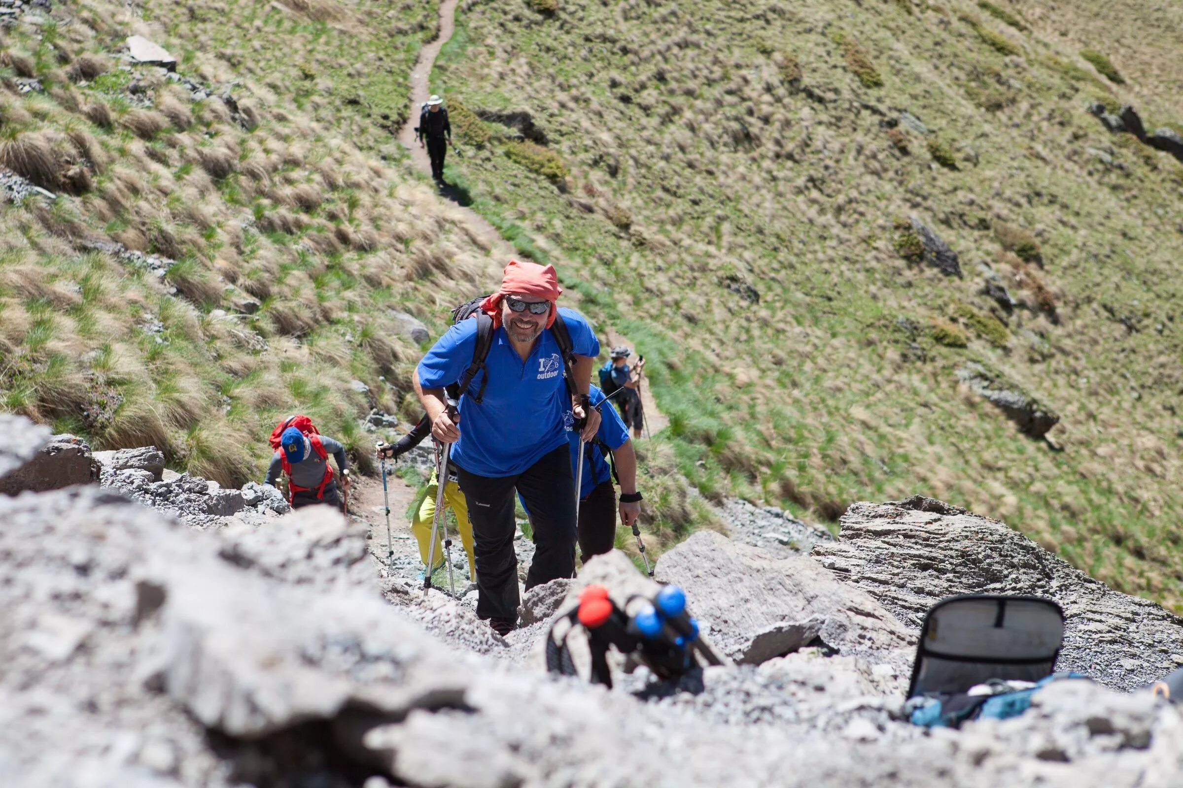 Почему тянут горы. АЛЬПИНДУСТРИЯ Эльбрус. Физическая подготовка к восхождению на Эльбрус. Тянет в горы. Фото персонал АЛЬПИНДУСТРИЯ.