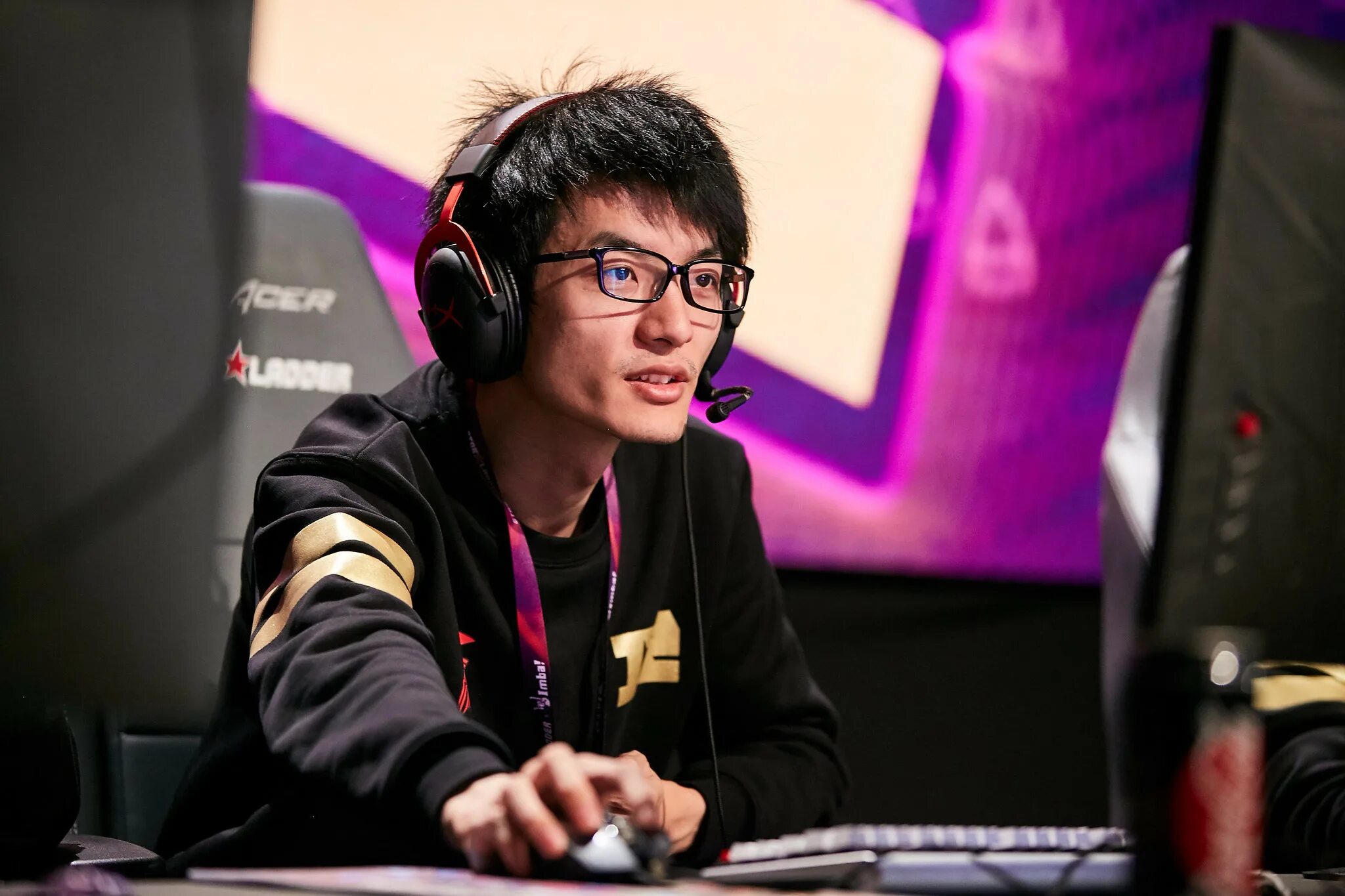 Xtreme games dota 2. Lanm дота 2. сомнус дота 2. тим астер дота 2. rng dota 2.