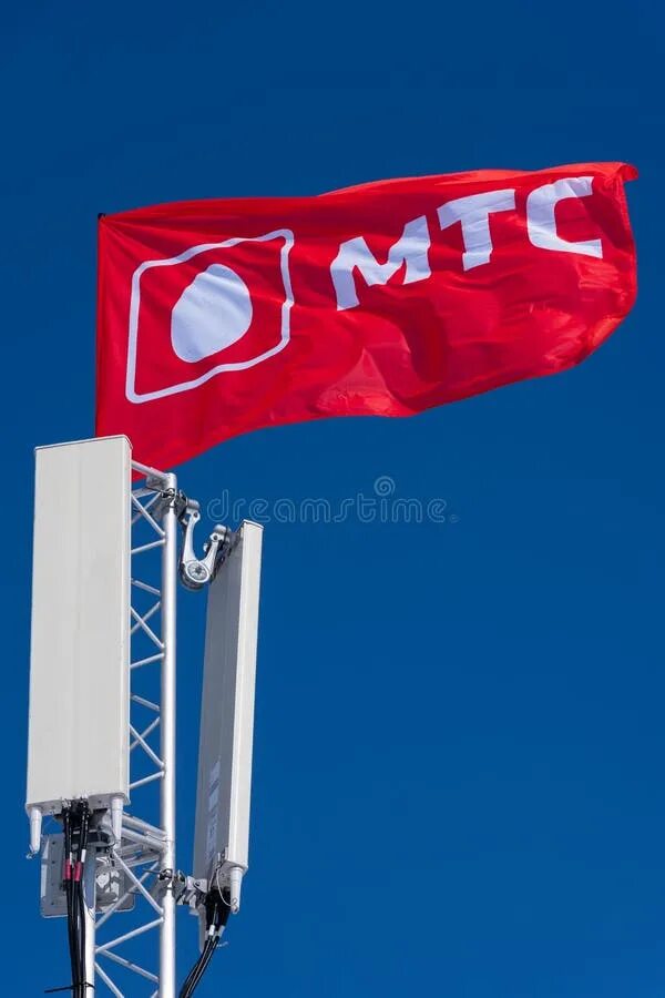 Оператор mobile telesystems. Флаг мтс. антенна флаг. обои мтс вертикальные. mobile telesystems.