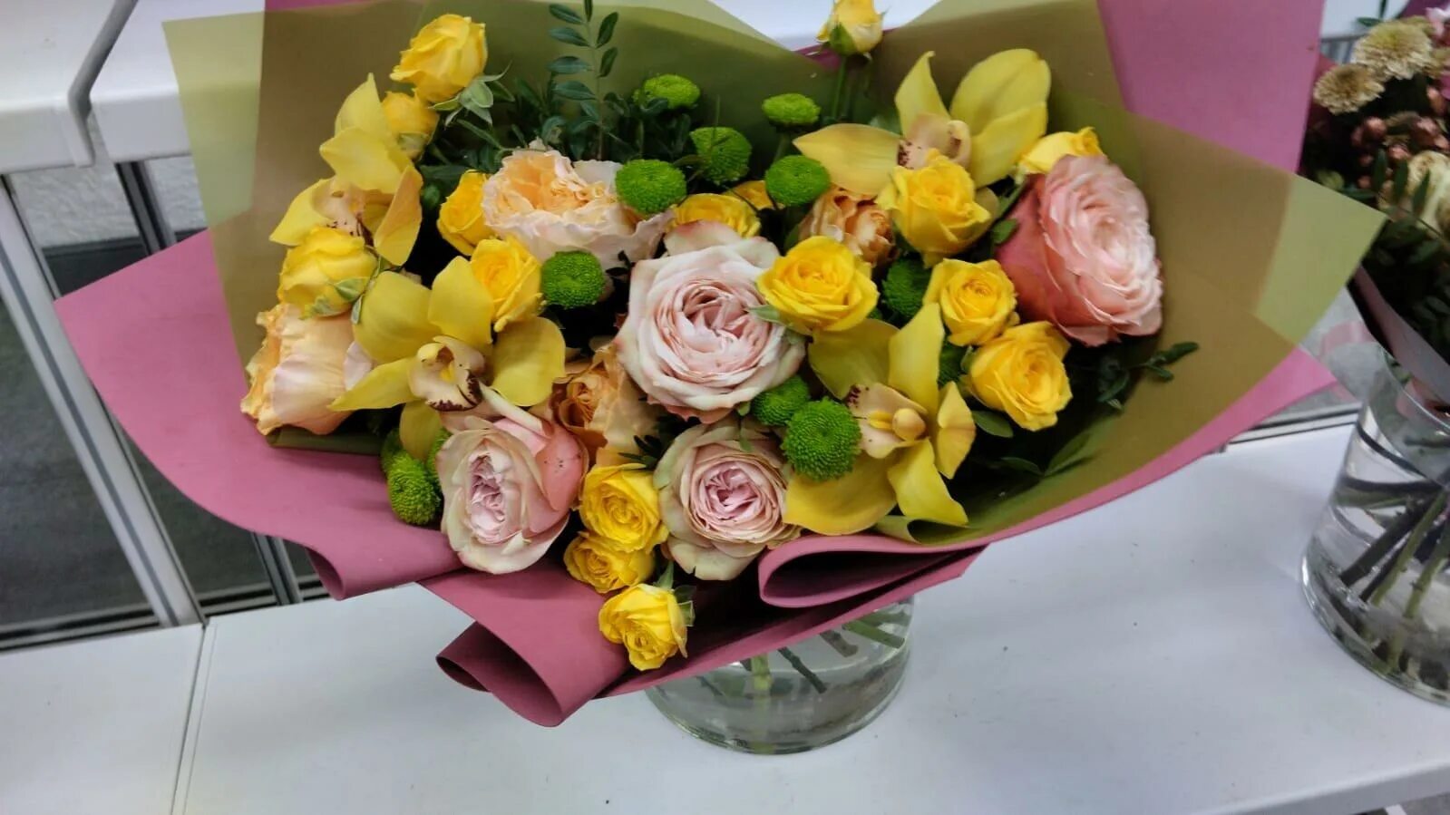 Мосцветторг розы упаковка. Мосцветок. Мосцветок. Мосцветок. Мосцветторг на юго-западной.