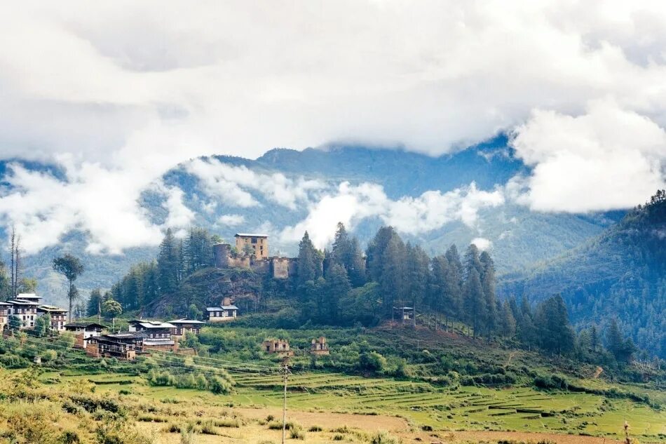 Бутан и воздух. Бутан Гималаи. Бутан климат. Бутан природа. Бутан Страна климат.