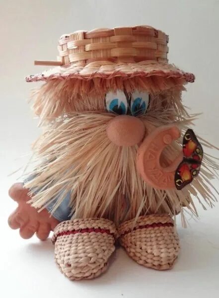 домовенок кузя из джута. домовенок из мешковины. домовята из джута. фото батюшка домовой. домовой батюшка.