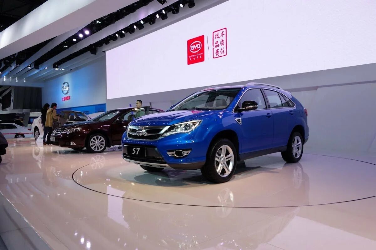 Китайские автомобили. Китайский автомобиль byd кроссовер. Кроссовер с5 китай. Китайский автопром geely. Хайма s5.