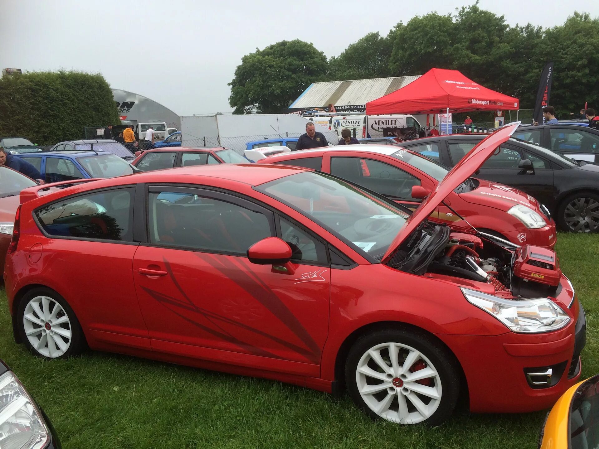 Citroen цвета. Citroen ds4 2014. Citroen c3 хэтчбек. Citroen ds4. Citroen ds4 2021.