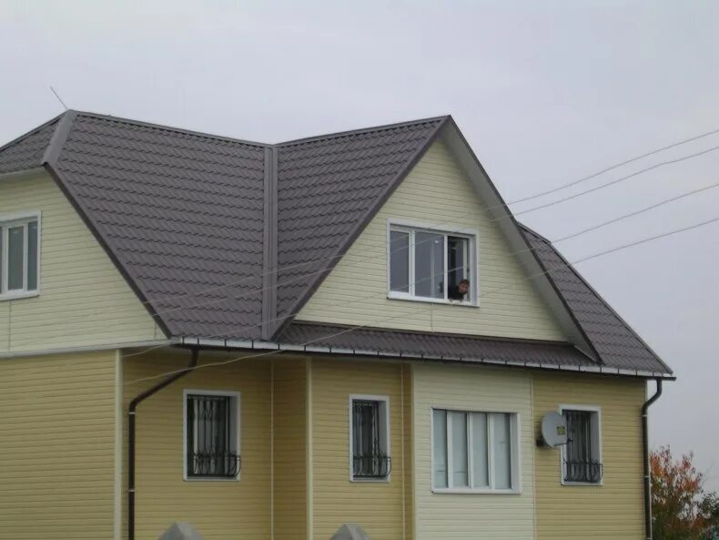 Фронтон металлочерепица