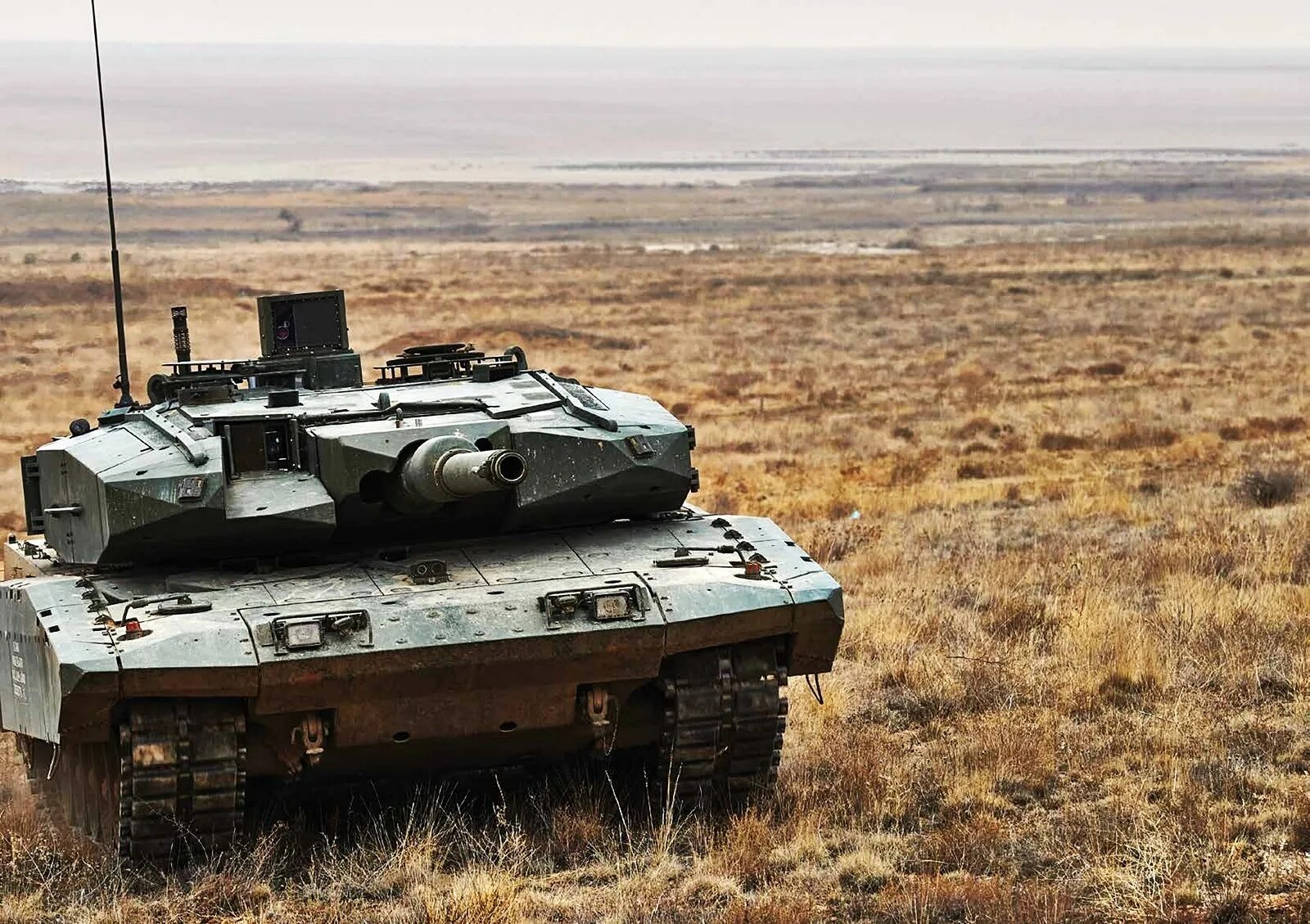 2 2 4 turkey. Леопард 2а7. Турецкий Leopard 2a4. Танк леопард 2.