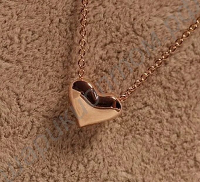 кулон на цепочке. цепочка с подвеской сердце. цепочка с кулоном сердечко. золотая цепочка с кулоном сердце. подвеска мусульманская бронницкий ювелир.
