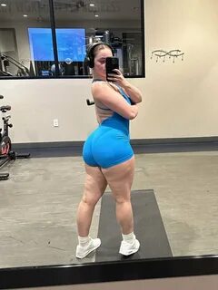 KenzieMadisonxX's tweet photo. excuse my little absence, i’ve been bus...