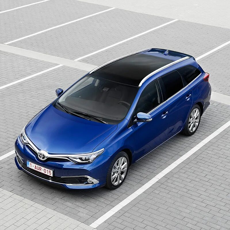 Тойота аурис 2015 универсал. Toyota Auris 2021 универсал. Toyota Auris Touring Sports 1.8 Hybrid. Toyota Auris универсал 2020. Автомобиль тойота универсал