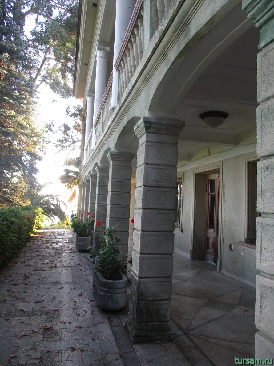 дача сталина афон. дача сталина в абхазии афон. дача сталина в абхазии афон. дача сталина в абхазии. дача сталина в афоне.