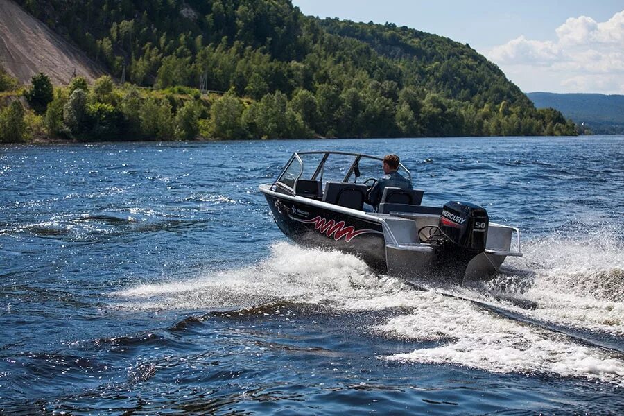 Реалкрафт 440. Моторная лодка realcraft 440. салют 440 реалкрафт. реалкрафт 470.