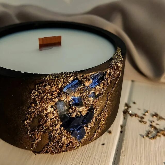 Красивые свечи казань. Свечки казань. Корпоративные новогодние свечи. Макоп коробки дифуззера и свечи. Свечки казань.