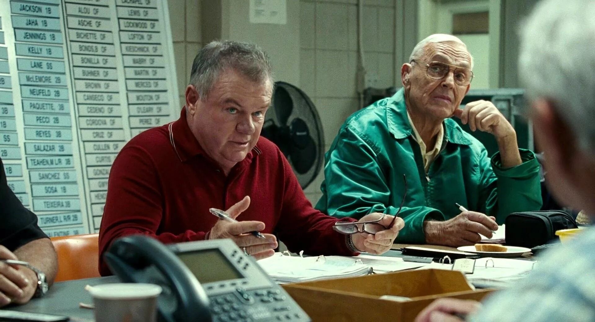 Человек который изменил все к 100 летию. Moneyball 2011. человек который изменил все. человек, который изменил всё фильм 2011. человек, который изменил все (moneyball).