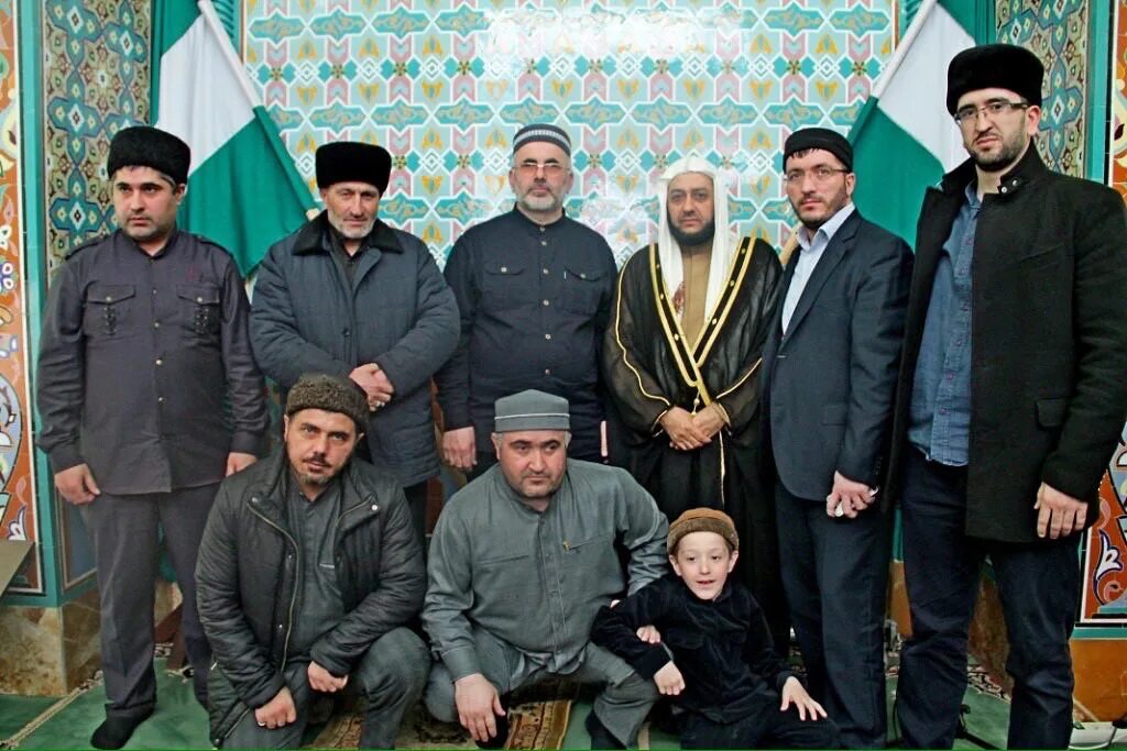 Начальник полиции дербента орудж. Имам джума мечети в дербенте. Имамы дербента. Имам гумбетовского района. Имамы дербента.