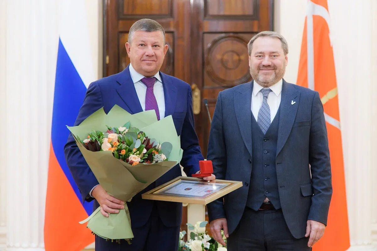 Почетный гражданин Санкт-Петербурга. Законодательное собрание Санкт-Петербурга Ковбенко. АРАФЕЛОВ меценат заслуженный. Омские меценаты.