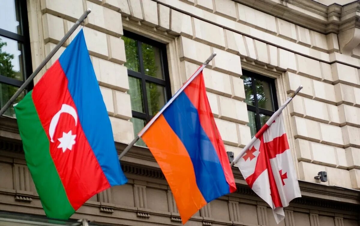 Нейтралитет России приведет к потере Закавказья HM Дзен