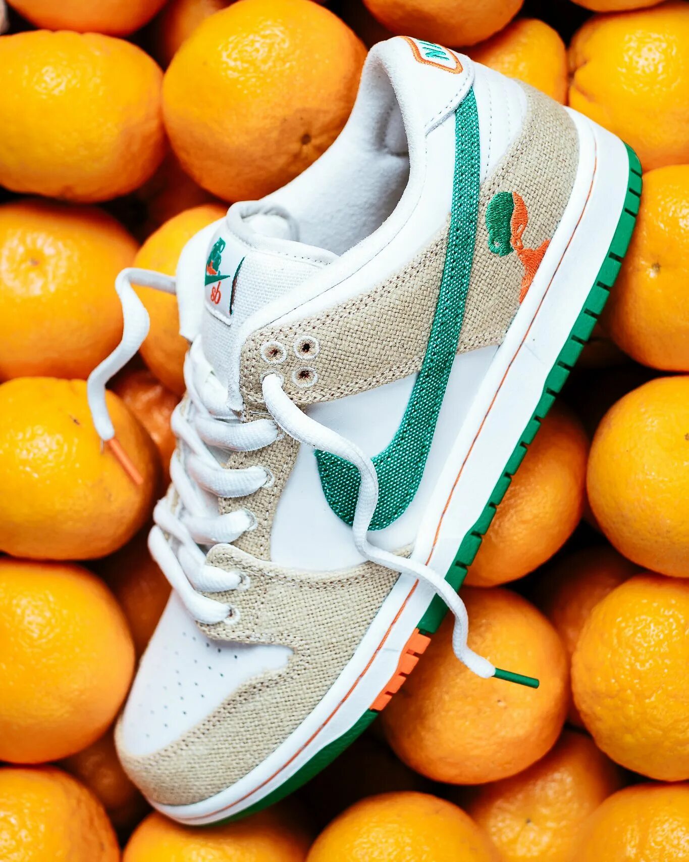 Jarritos x Nike SB Dunk Low. Dunk SB Jarritos. Nike Dunk SB Jarritos.