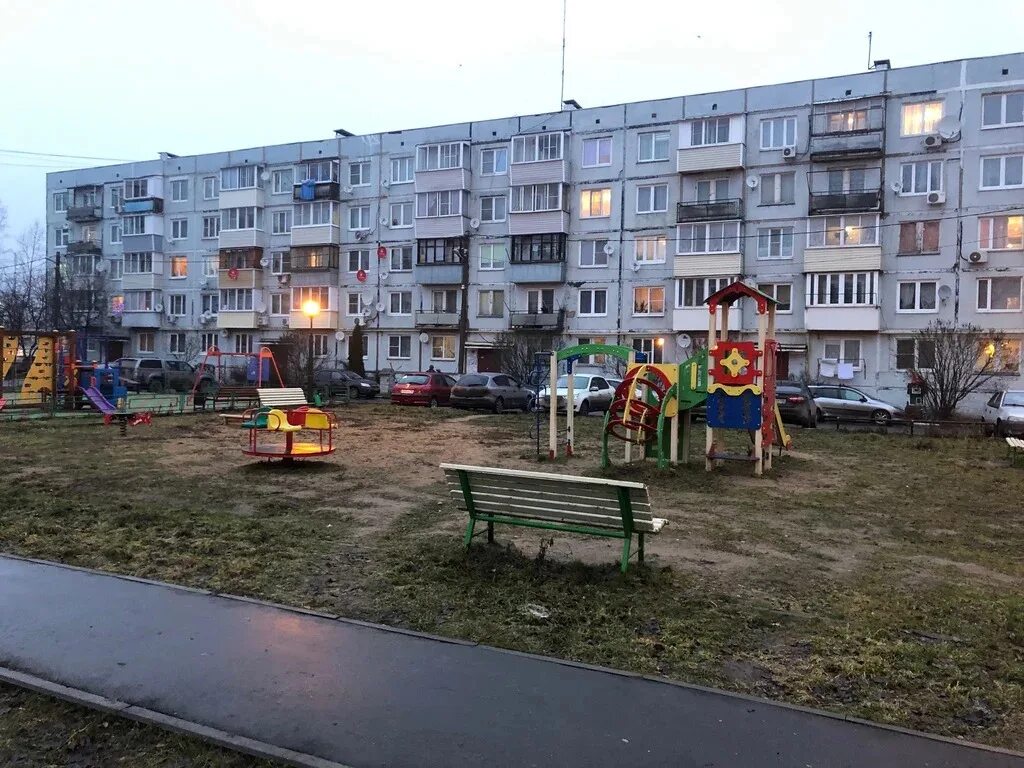 Толбино молодежный. Поселок молодежный толбино. город подольск поселок молодежный. поселок молодежный дивногорск.