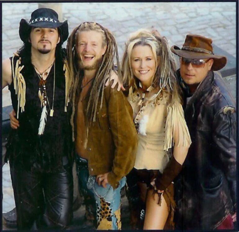 Песня rednex cotton eye. Группа реднекс. Rednex. Rednex вокалистка. Шведская группа реднекс.