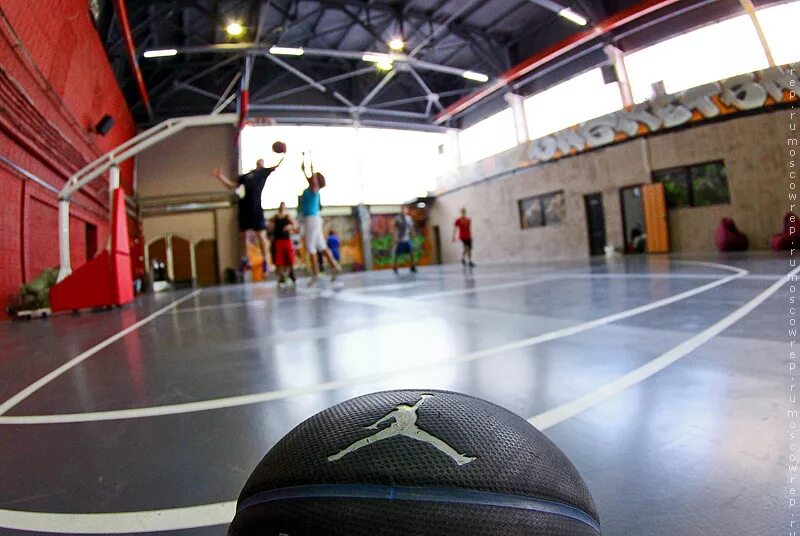 аренда баскетбольного зала. баскетбольные залы москва. баскетбольные залы москва. баскетбольный зал с улицы. кампус футбольный манеж.