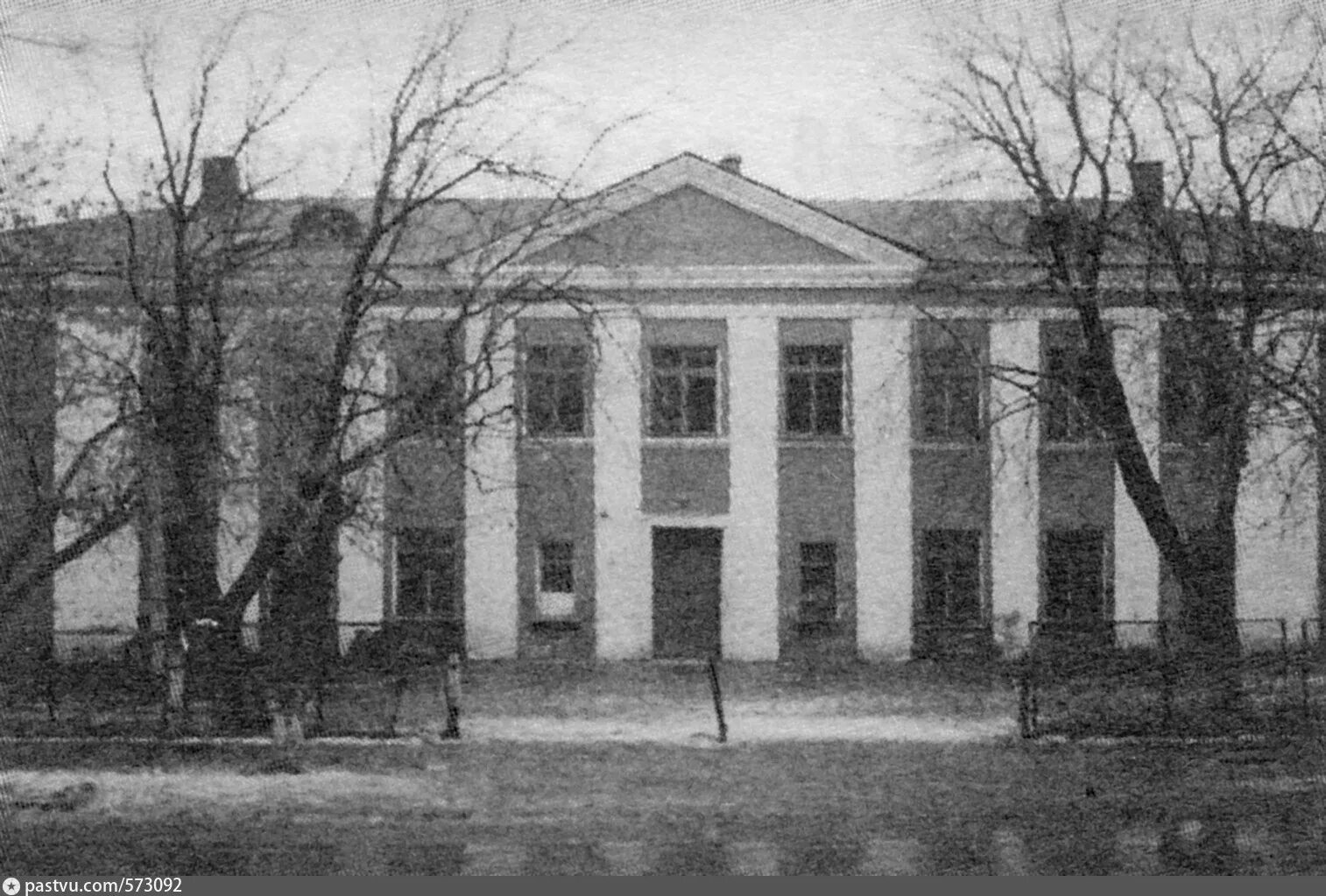 Школа 99 пермь фото. Школа 99 пермь. Школа 41 пермь. Чёрмоз пермский край школы итернаты. Город пермь школа 41.