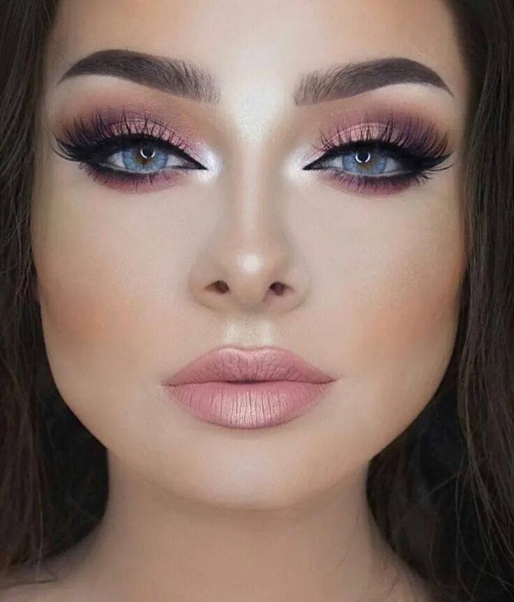 Красный смоки айс. Бордовый смоки айс. Стрелки макияж. Май кап. Вечерний макияж.