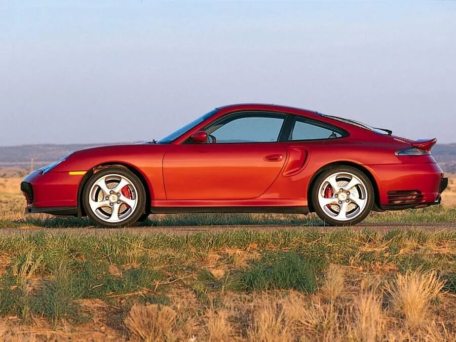 Купе 2000 годов. Порше 911 996. Порше 911 Каррера 2000. Порше 911 2001. Porsche 911 Carrera 2002.