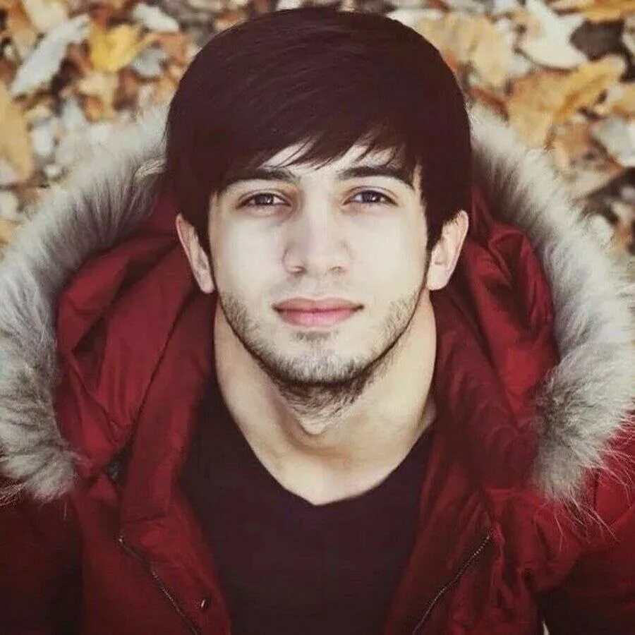 парень таджик.