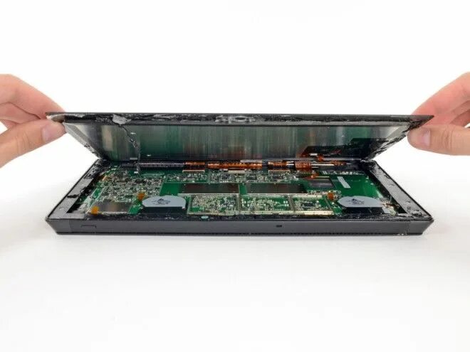 Sony Xperia S Tablet Torn Apart In New Sony Video iGyaan Network