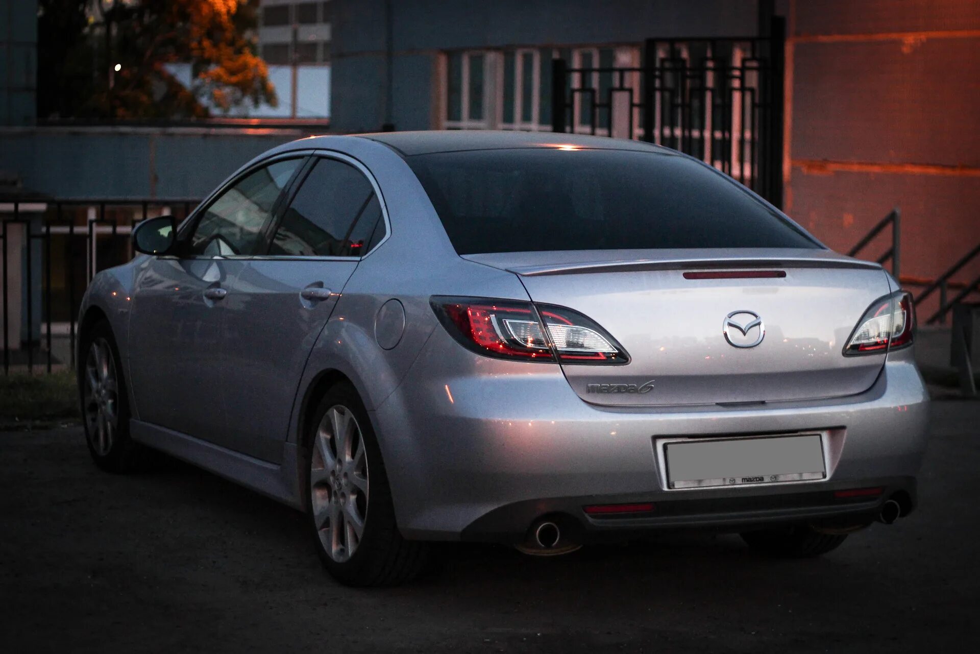 Чем отличается мазда от мазды 6. Mazda 6 gh atenza. фонари мазда 6 gh. mazda atenza gh.