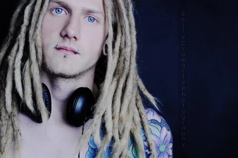 Wallpaper : dreadlocks, blueeyes, hippy, drew, headphones, hippie.