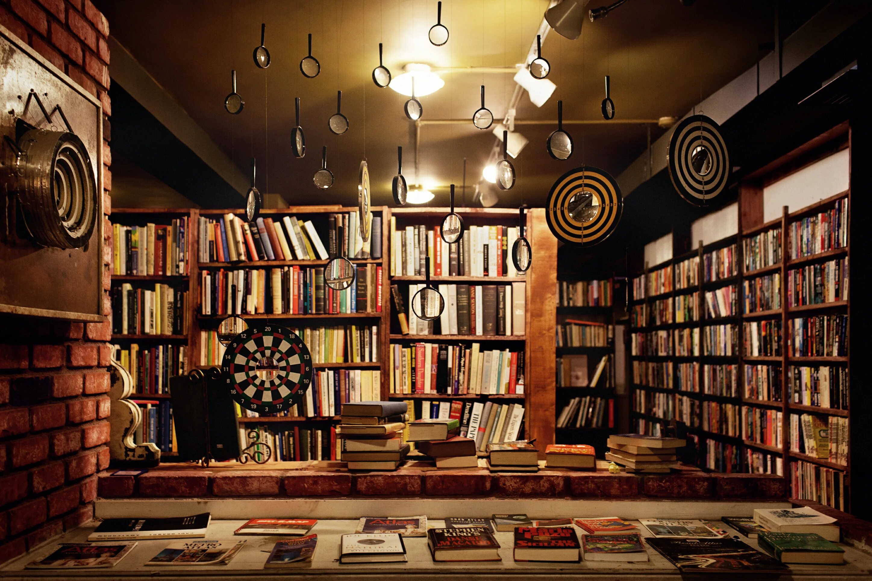 Books in my city. Books in my city. Книжный магазин. Хранилище библиотеки. Книжный магазин shakespeare and company в париже.