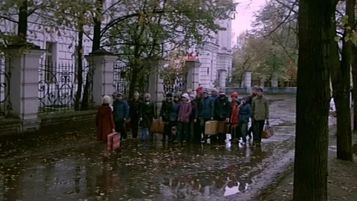 В каком городе снималось чучело. Чучело фильм 1983. чучело фильм 1983 съемки. чучело фильм 1 серия. фильм чучело тверь.