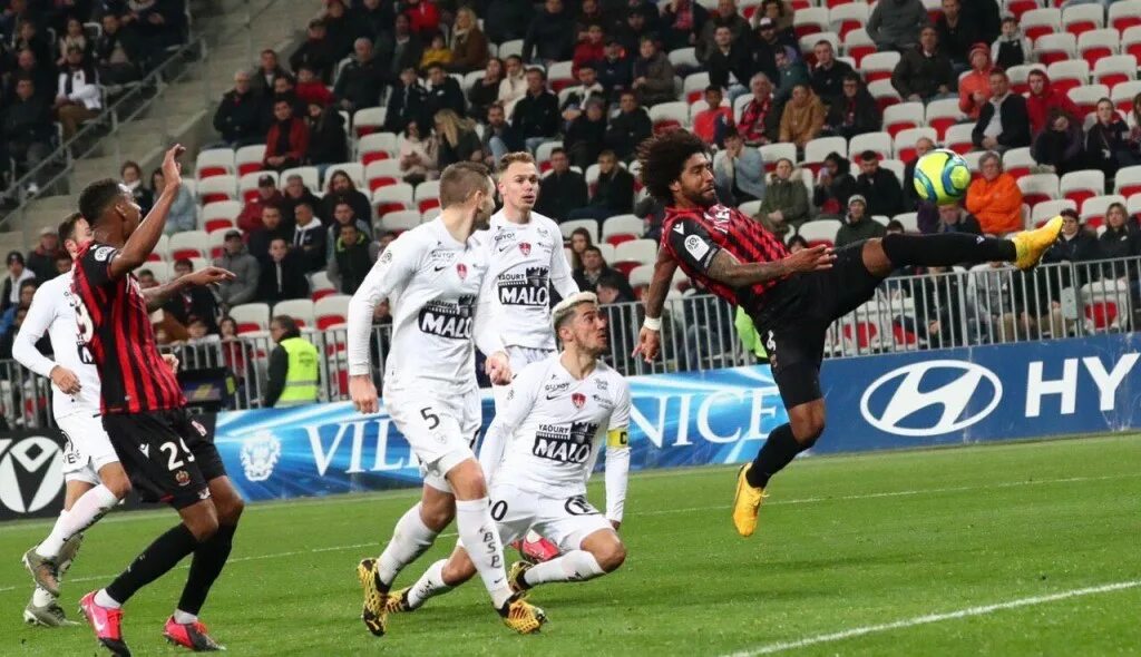 Ницца - брест - 1:0. Фк стад брест. Чемпионат франции – брест. Фк брест франция. Фк брест франция.