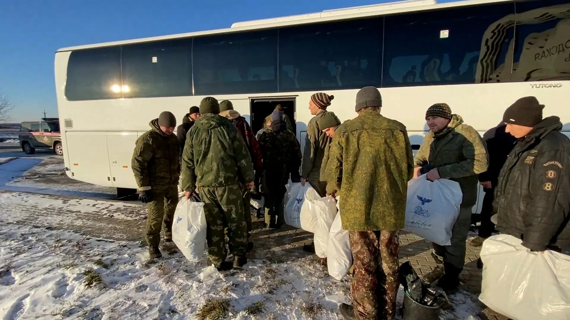 Украинские солдаты в плену. Россия и Украина обменялись пленными военнослужащими.