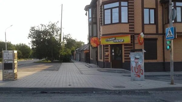 Фурмановская ростов на дону. Ростов ул фурмановская. Ростов ул фурмановская. Ростов ул фурмановская. Ул возрождения 30 фурманов.