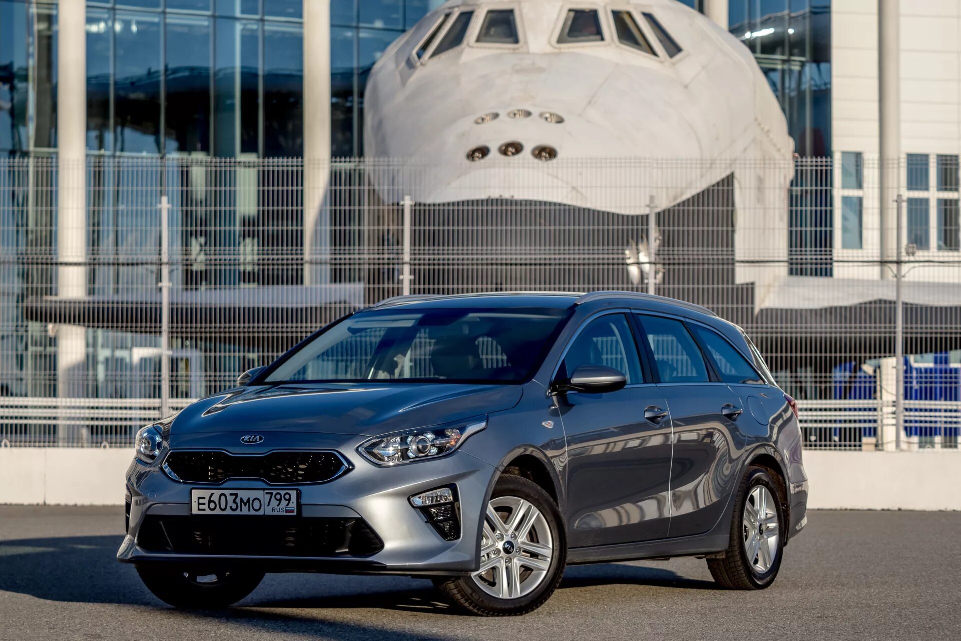 Kia Ceed 2019 универсал. Киа СИД св универсал 2019. Кеа Сиид универсал 2019. Kia Ceed универсал 2020. Автомобиль киа универсал