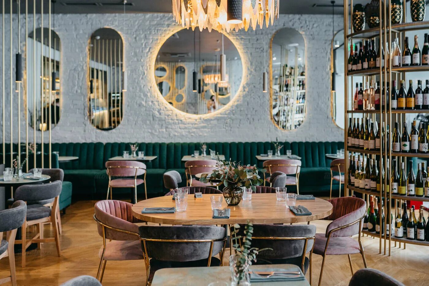 The nappe bistro. Ресторан риф Красина. Ресторан риф на Шаболовке. Павильон пруд Патрики ресторан. Бибирево ресторан Раппопорт.