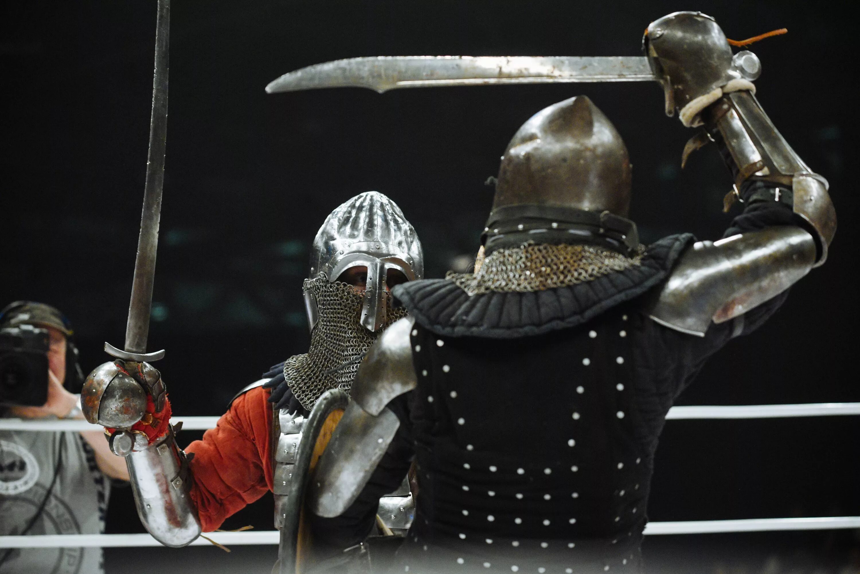 Рыцарские турниры в средние века. Чивалри медивал варфаер 2. 1 2 рыцарь. Chivalry 2 xbox one. Рыцарь дарк соулс.