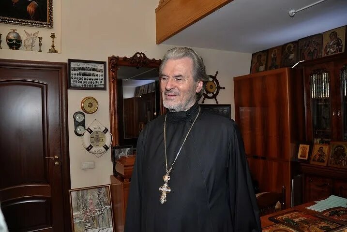 Отец алексей тимаков. Валентин тимаков. Тимаков протоиерей. Валентин тимаков протоиерей. Иерей алексей алексеев.