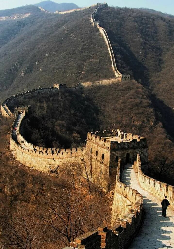 Китайская стена достопримечательность. Китай Великая китайская стена. Пекин китайская стена. Великая китайская стена Хэнань. Великая китайская стена Хубэй.