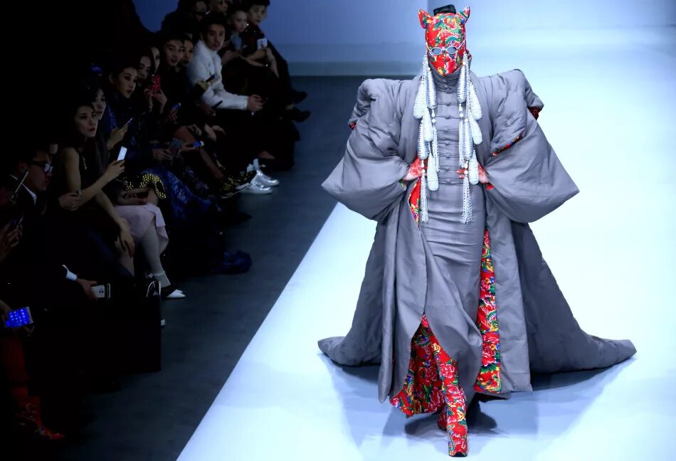 дизайнеры китай. неделя моды в китае. китайские дизайнеры одежды. китайская мода. китай дизайнеры одежды.